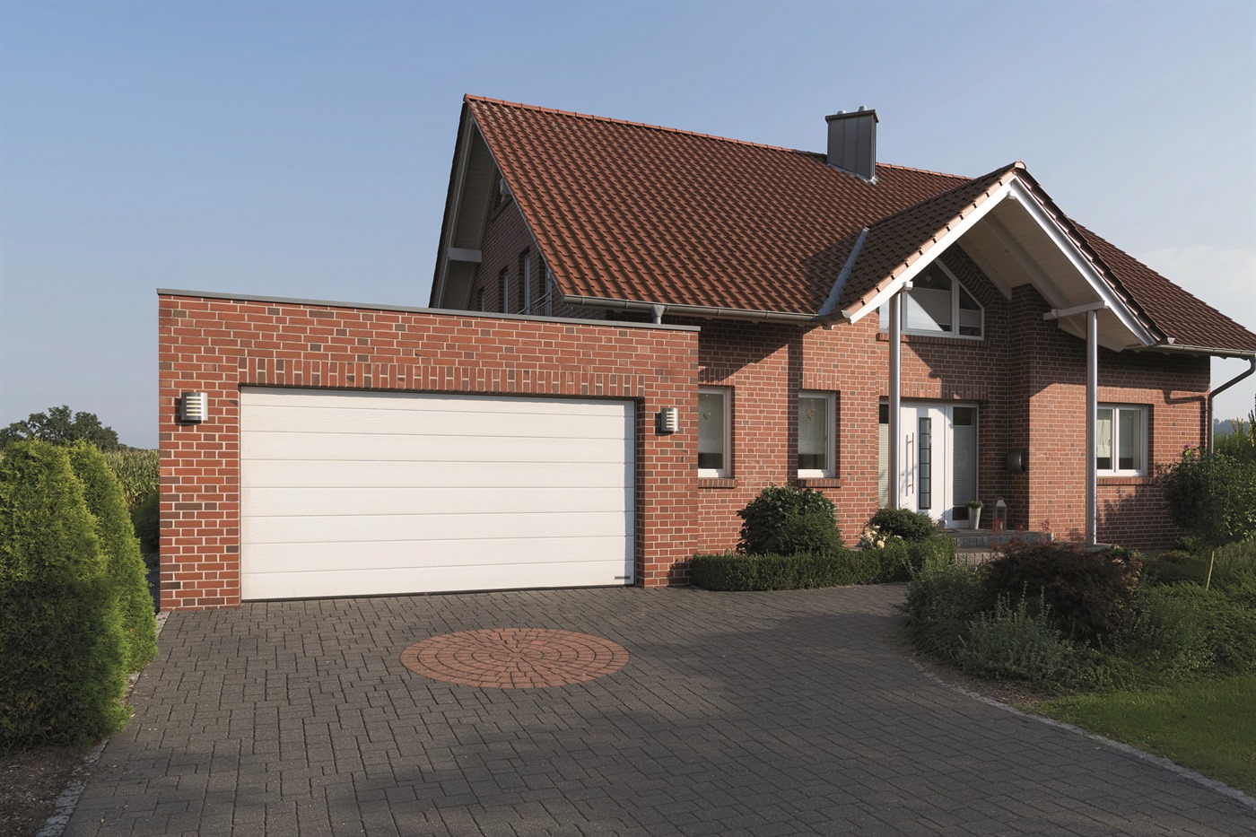 Гаражные ворота Hörmann RenoMatic 42